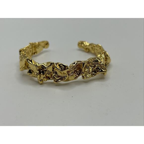 Amber Sceats Emery Cuff Bracelet 24k Gold Plated Sculptural Design NWT - Picture 3 of 13